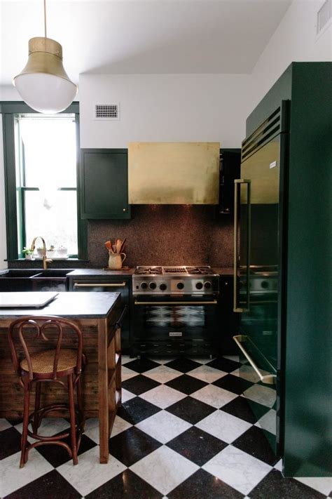 1920s house with checkered floor.